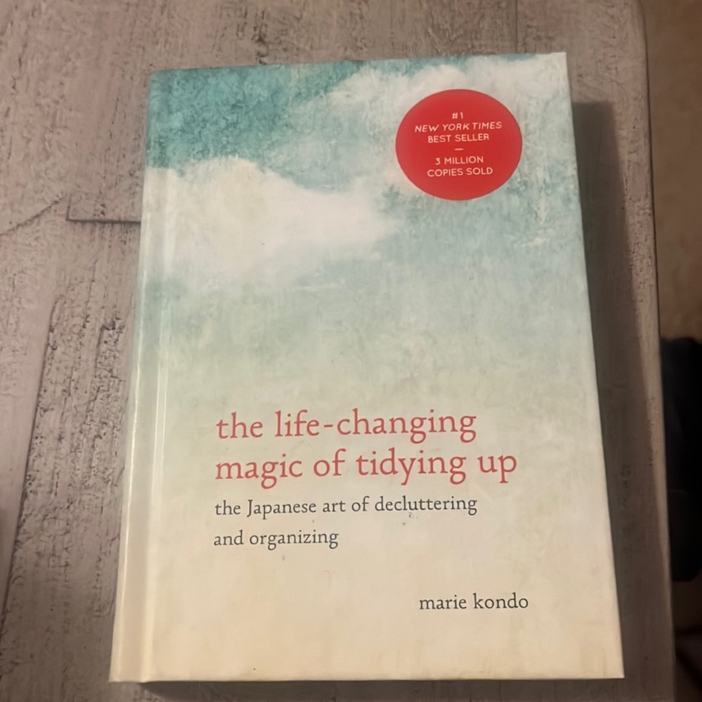 BOOK; New Condition; the life-changing magic of tidying up